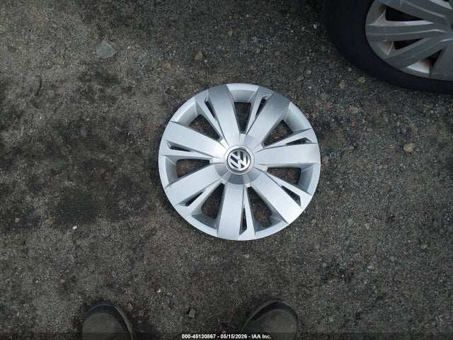 Продаж на аукціоні авто 2015 Volkswagen Jetta 2.0l S, vin: 3VW2K7AJ7FM342745, номер лоту: 45130867