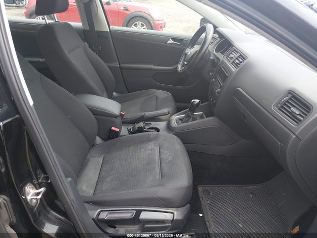 Продаж на аукціоні авто 2015 Volkswagen Jetta 2.0l S, vin: 3VW2K7AJ7FM342745, номер лоту: 45130867