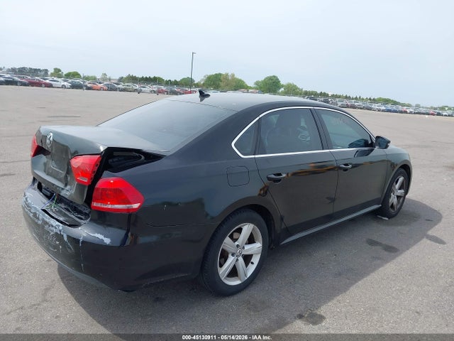 Продажа на аукционе авто 2013 Volkswagen Passat 2.5l Se, vin: 1VWBH7A30DC103603, номер лота: 45130911