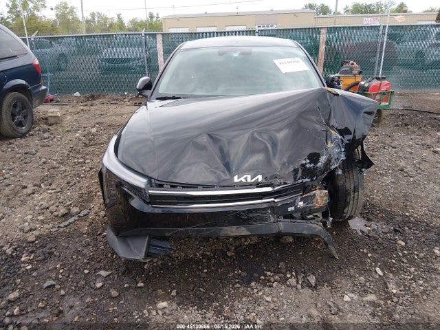 Продажа на аукционе авто 2025 Kia K4 Lxs, vin: 3KPFT4DEXSE160945, номер лота: 45130956