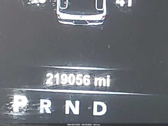 1C6RR7VT7JS218135 RAM 1500 Laramie 4x4 6&#039;4 Box