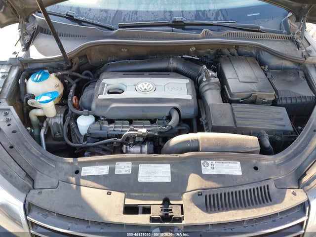 45131053 :رقم المزاد ، WVWBW7AH8CV020590 vin ، 2012 Volkswagen Eos Komfort مزاد بيع