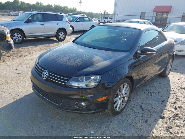 45131053 :رقم المزاد ، WVWBW7AH8CV020590 vin ، 2012 Volkswagen Eos Komfort مزاد بيع