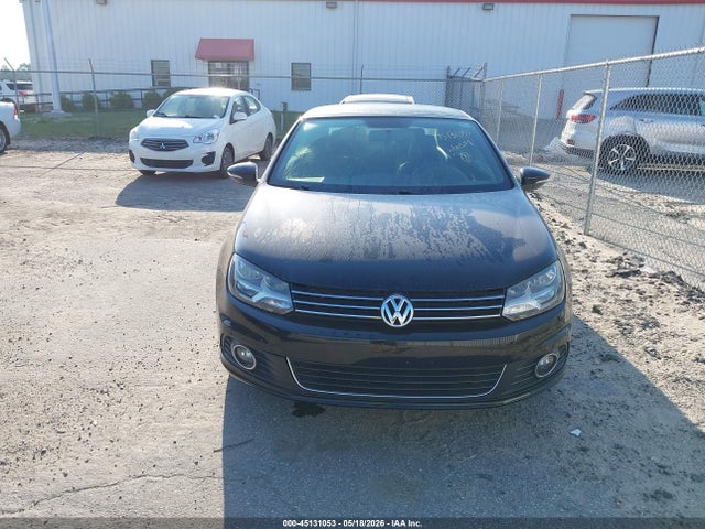 45131053 :رقم المزاد ، WVWBW7AH8CV020590 vin ، 2012 Volkswagen Eos Komfort مزاد بيع