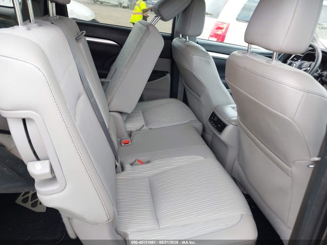Продаж на аукціоні авто 2015 Toyota Highlander Le Plus V6, vin: 5TDBKRFH2FS186991, номер лоту: 45131081