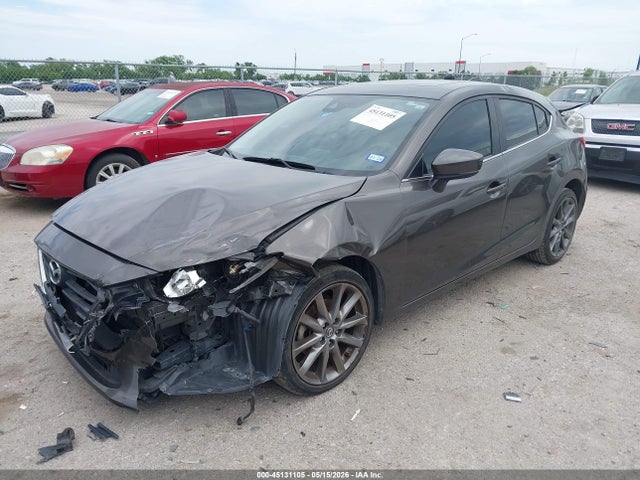 Продаж на аукціоні авто 2018 Mazda Mazda3 Touring, vin: 3MZBN1L30JM191128, номер лоту: 45131105