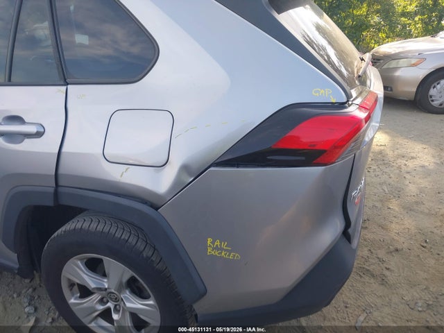 2021 Toyota Rav4 Xle მანქანა იყიდება აუქციონზე, vin: 2T3W1RFV1MC163838, აუქციონის ნომერი: 45131131