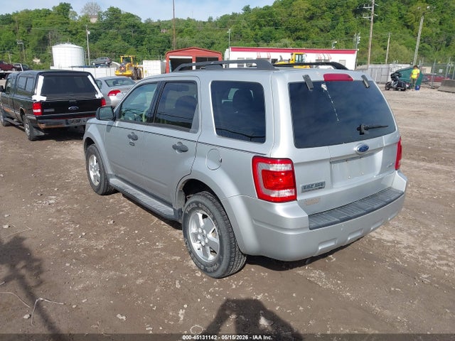 2009 Ford Escape Xlt მანქანა იყიდება აუქციონზე, vin: 1FMCU93G39KA95018, აუქციონის ნომერი: 45131142