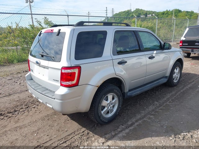 2009 Ford Escape Xlt მანქანა იყიდება აუქციონზე, vin: 1FMCU93G39KA95018, აუქციონის ნომერი: 45131142