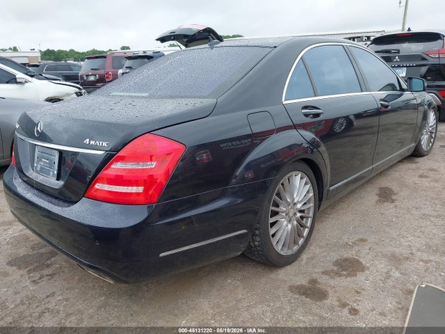2010 Mercedes-benz S 550 4matic მანქანა იყიდება აუქციონზე, vin: WDDNG8GB2AA319649, აუქციონის ნომერი: 45131220