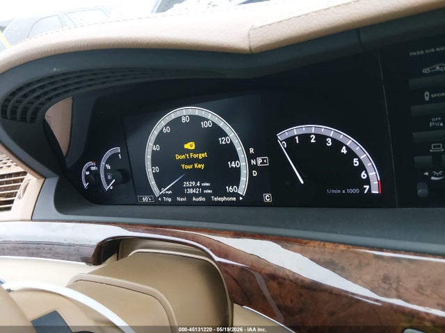 2010 Mercedes-benz S 550 4matic მანქანა იყიდება აუქციონზე, vin: WDDNG8GB2AA319649, აუქციონის ნომერი: 45131220