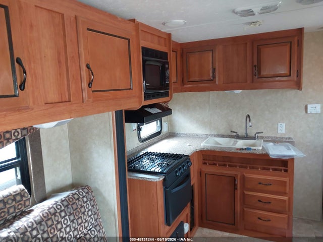 2011 Forest River Catalina მანქანა იყიდება აუქციონზე, vin: 5ZT2CATB3BA010858, აუქციონის ნომერი: 45131244