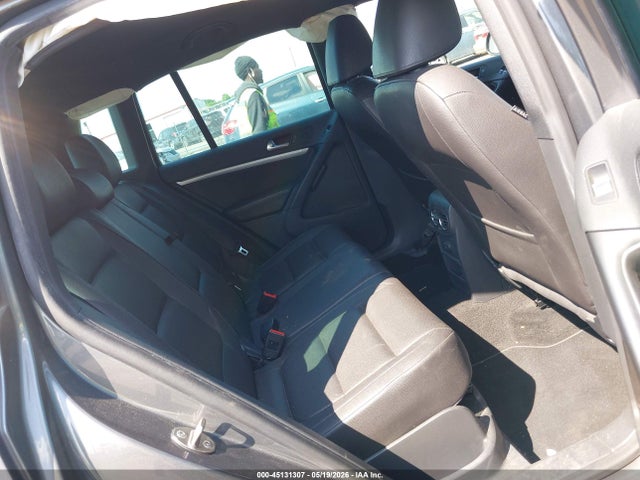 45131307 :رقم المزاد ، WVGBV7AX8GW612447 vin ، 2016 Volkswagen Tiguan R-line مزاد بيع