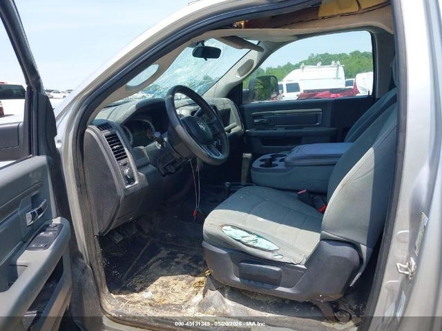 45131349 :رقم المزاد ، 3C7WRTAL6EG298828 vin ، 2014 Ram 3500 Chassis Tradesman/slt مزاد بيع