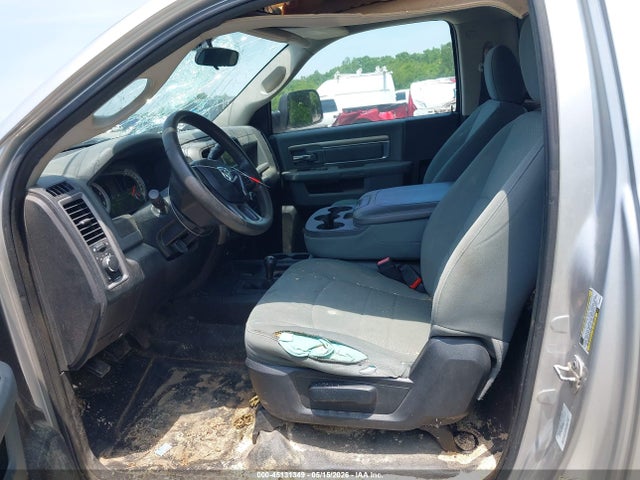 45131349 :رقم المزاد ، 3C7WRTAL6EG298828 vin ، 2014 Ram 3500 Chassis Tradesman/slt مزاد بيع