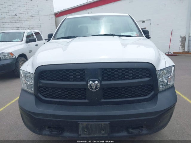 45131380 :رقم المزاد ، 1C6RR7KG6KS651437 vin ، 2019 Ram 1500 Classic Tradesman  4x4 5'7 Box مزاد بيع