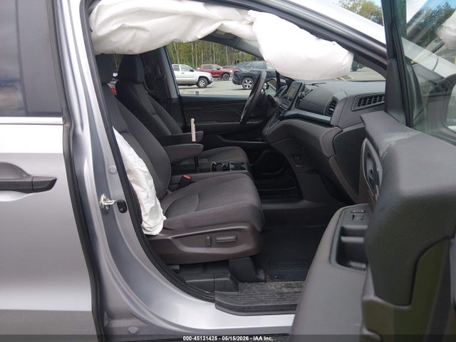 45131425 :رقم المزاد ، 5FNRL6H2XJB045165 vin ، 2018 Honda Odyssey Lx مزاد بيع