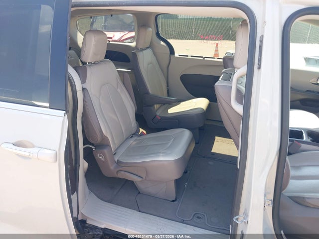 Продажа на аукционе авто 2017 Chrysler Pacifica Touring-l Plus, vin: 2C4RC1EG2HR577169, номер лота: 45131479