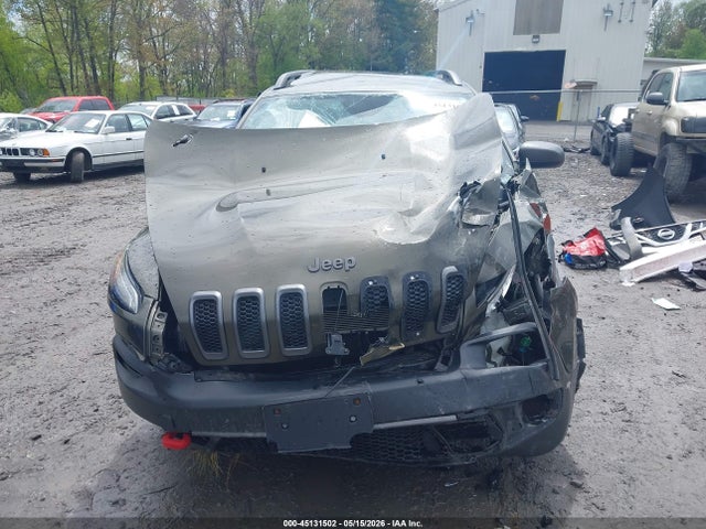 2015 Jeep Cherokee Trailhawk მანქანა იყიდება აუქციონზე, vin: 1C4PJMBS1FW503673, აუქციონის ნომერი: 45131502