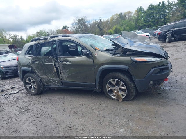 2015 Jeep Cherokee Trailhawk მანქანა იყიდება აუქციონზე, vin: 1C4PJMBS1FW503673, აუქციონის ნომერი: 45131502