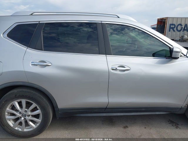 2020 Nissan Rogue Sv Fwd მანქანა იყიდება აუქციონზე, vin: KNMAT2MT0LP523641, აუქციონის ნომერი: 45131532