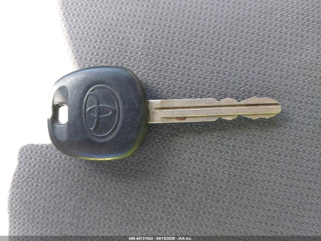 45131542 :رقم المزاد ، 5YFDPRAE3LP110563 vin ، 2020 Toyota Corolla L مزاد بيع