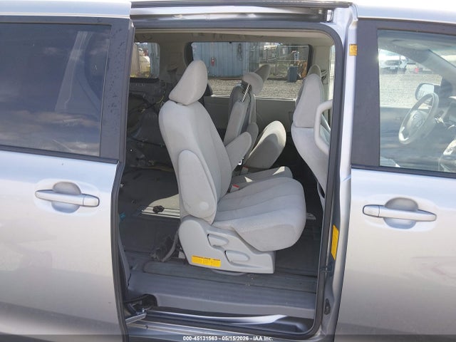 2011 Toyota Sienna Le V6 მანქანა იყიდება აუქციონზე, vin: 5TDKK3DC2BS029606, აუქციონის ნომერი: 45131563