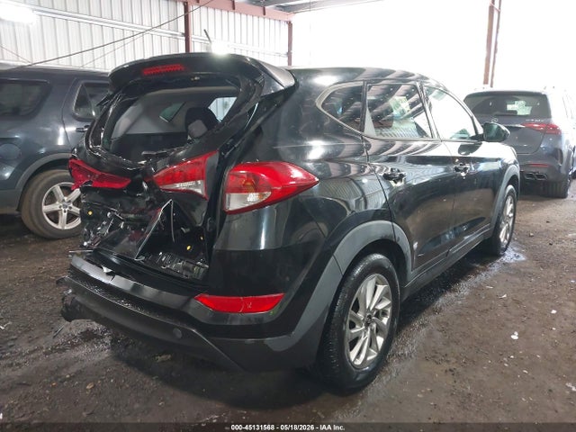 45131568 :رقم المزاد ، KM8J23A49HU386726 vin ، 2017 Hyundai Tucson Se مزاد بيع