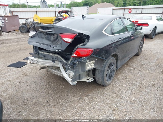 Chrysler 200 Limited Platinum 2017 1C3CCCAB4HN504821 Image 4