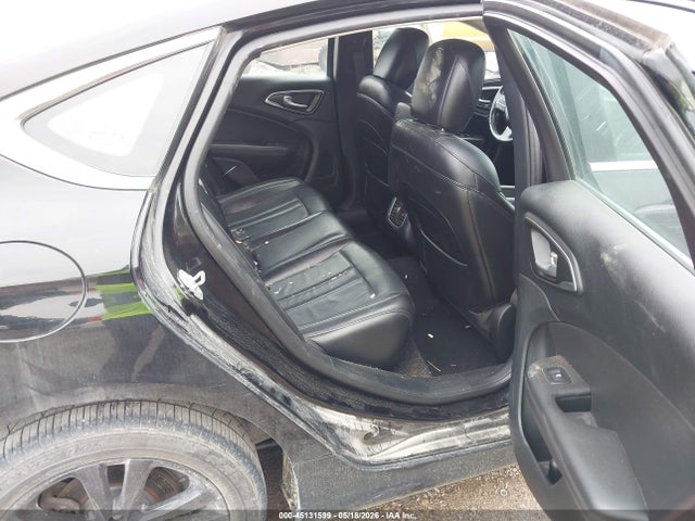Chrysler 200 Limited Platinum 2017 1C3CCCAB4HN504821 Image 8