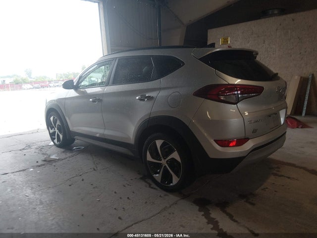 2017 Hyundai Tucson Limited მანქანა იყიდება აუქციონზე, vin: KM8J33A23HU326386, აუქციონის ნომერი: 45131605