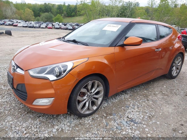 45131613 :رقم المزاد ، KMHTC6AD1FU222942 vin ، 2015 Hyundai Veloster Flex مزاد بيع