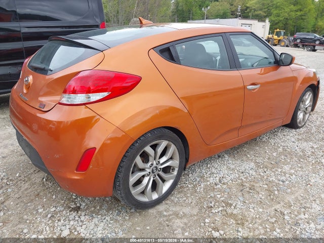 45131613 :رقم المزاد ، KMHTC6AD1FU222942 vin ، 2015 Hyundai Veloster Flex مزاد بيع