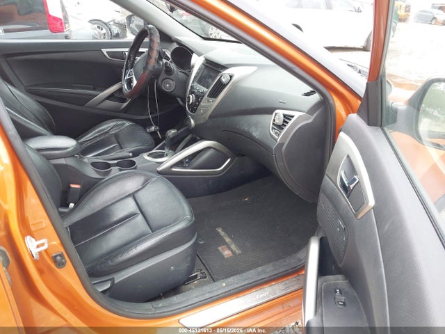 45131613 :رقم المزاد ، KMHTC6AD1FU222942 vin ، 2015 Hyundai Veloster Flex مزاد بيع