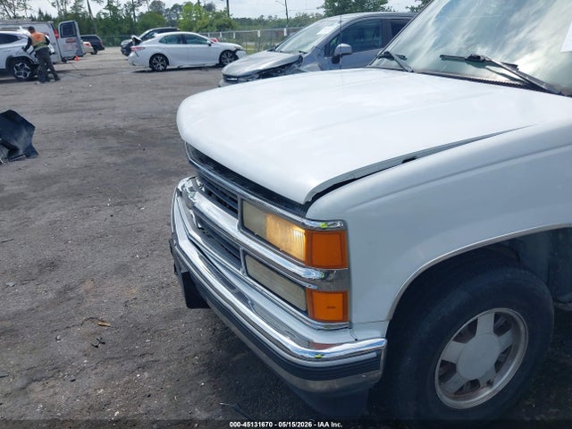 Aukcja sprzedaży 1998 Chevrolet C1500 Fleetside, vin: 2GCEC19R8W1153565, numer aukcji: 45131670