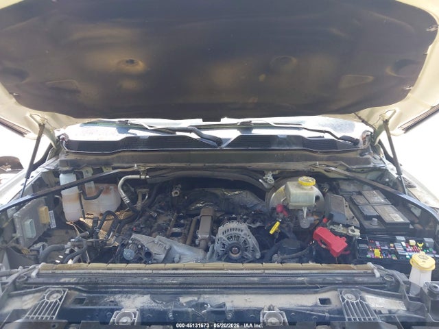 45131673 :رقم المزاد ، 3C6UR5CJ1KG652270 vin ، 2019 Ram 2500 Tradesman  4x4 6'4 Box مزاد بيع