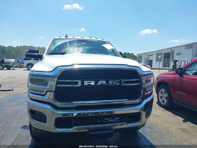 45131673 :رقم المزاد ، 3C6UR5CJ1KG652270 vin ، 2019 Ram 2500 Tradesman  4x4 6'4 Box مزاد بيع