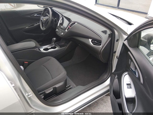 1G1ZC5ST3KF201418 Chevrolet Malibu 1fl