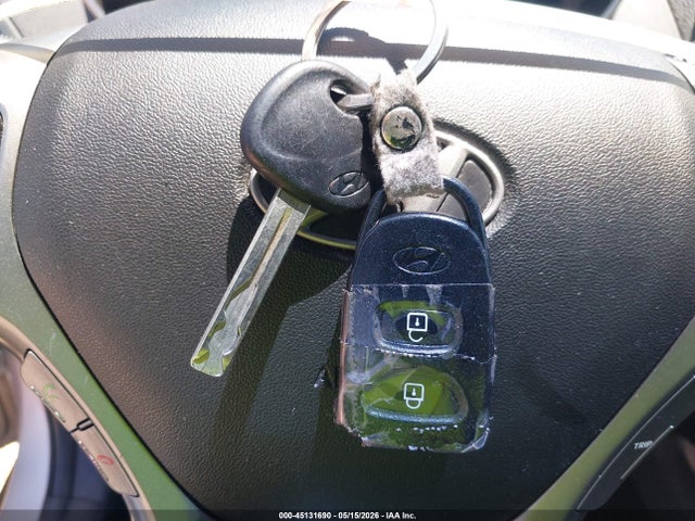 KM8JU3AG6FU049965 Hyundai TUCSON SE