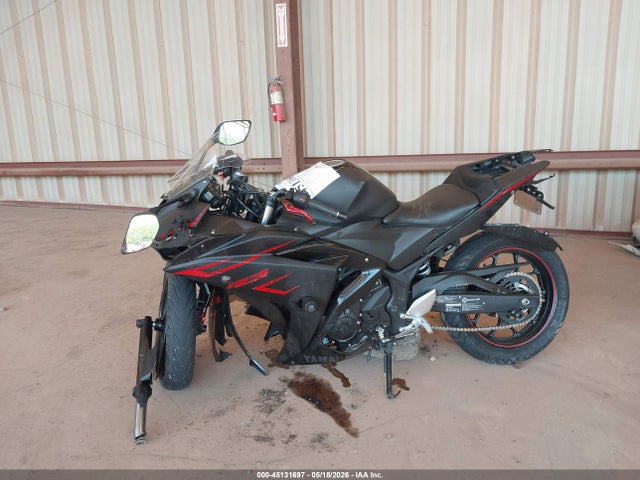 45131697 :رقم المزاد ، MH3RH06Y7HK017005 vin ، 2017 Yamaha Yzfr3 مزاد بيع