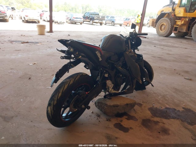 45131697 :رقم المزاد ، MH3RH06Y7HK017005 vin ، 2017 Yamaha Yzfr3 مزاد بيع