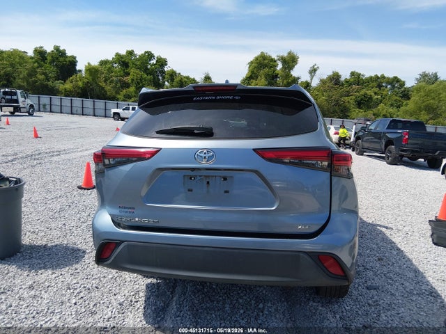 5TDGZRAH8NS114376 Toyota Highlander Xle