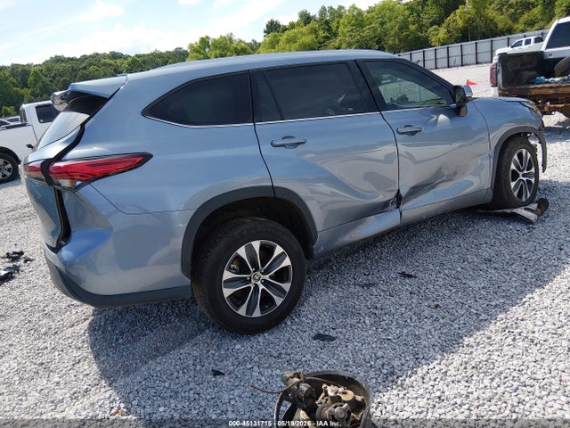 5TDGZRAH8NS114376 Toyota Highlander Xle