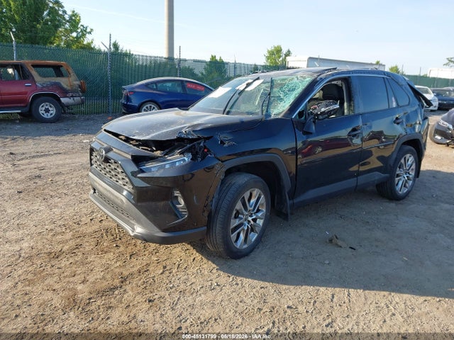 2021 Toyota Rav4 Xle Premium მანქანა იყიდება აუქციონზე, vin: 2T3A1RFV0MC238264, აუქციონის ნომერი: 45131799