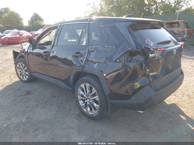 2021 Toyota Rav4 Xle Premium მანქანა იყიდება აუქციონზე, vin: 2T3A1RFV0MC238264, აუქციონის ნომერი: 45131799