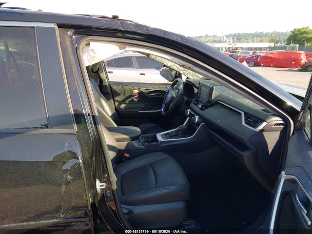 2021 Toyota Rav4 Xle Premium მანქანა იყიდება აუქციონზე, vin: 2T3A1RFV0MC238264, აუქციონის ნომერი: 45131799