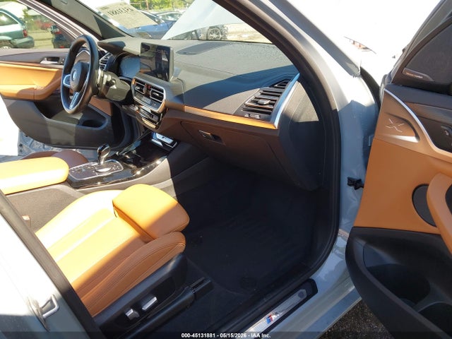 45131881 :رقم المزاد ، 5UX83DP04N9L62485 vin ، 2022 Bmw X3 M40i مزاد بيع