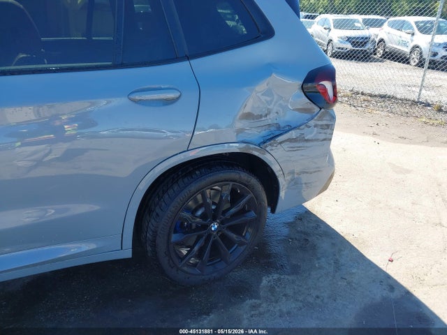 45131881 :رقم المزاد ، 5UX83DP04N9L62485 vin ، 2022 Bmw X3 M40i مزاد بيع