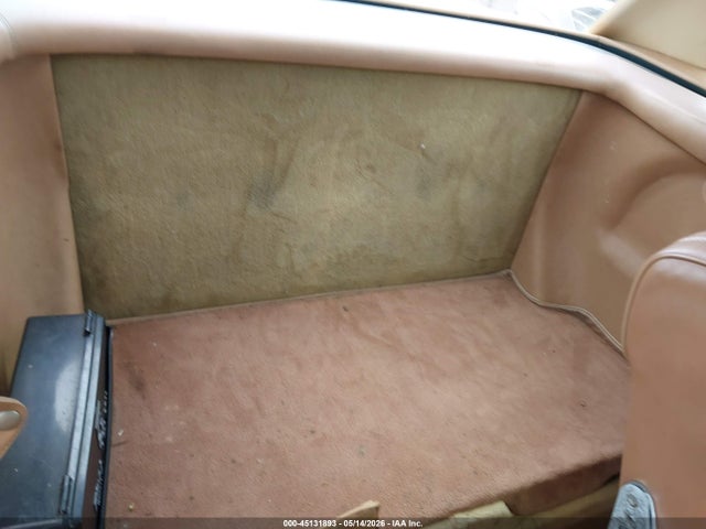 45131893 :رقم المزاد ، WDBBA45C3FA031504 vin ، 1985 Mercedes-benz 380 Sl مزاد بيع
