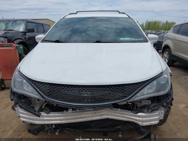 Продажа на аукционе авто 2019 Chrysler Pacifica Touring L, vin: 2C4RC1BG5KR668240, номер лота: 45131899